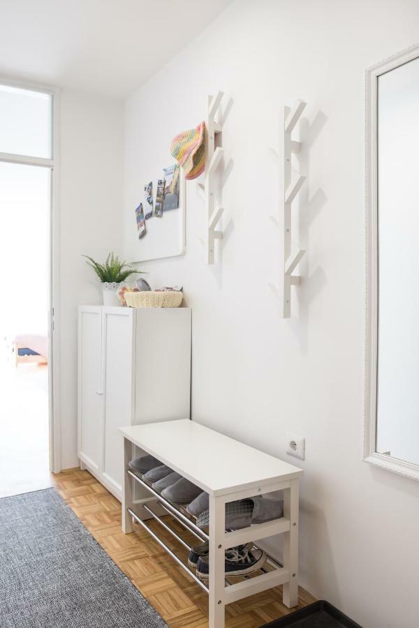 Family Apartment With Garden ลูบลิยานา ภายนอก รูปภาพ
