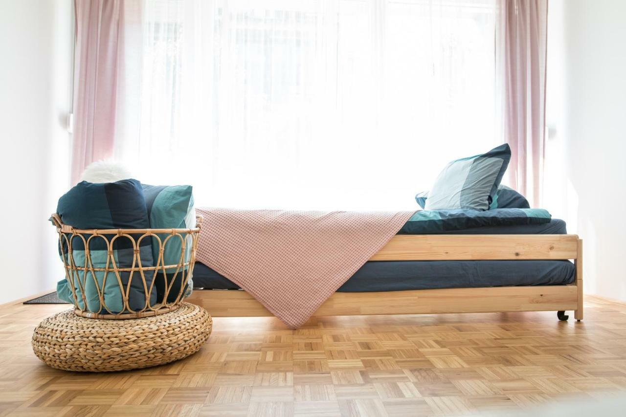 Family Apartment With Garden ลูบลิยานา ภายนอก รูปภาพ