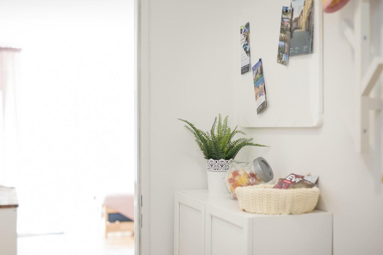 Family Apartment With Garden ลูบลิยานา ภายนอก รูปภาพ